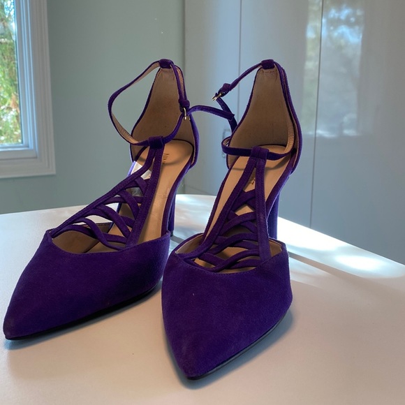 Pretty shoes 👠 - Picture 1 of 3